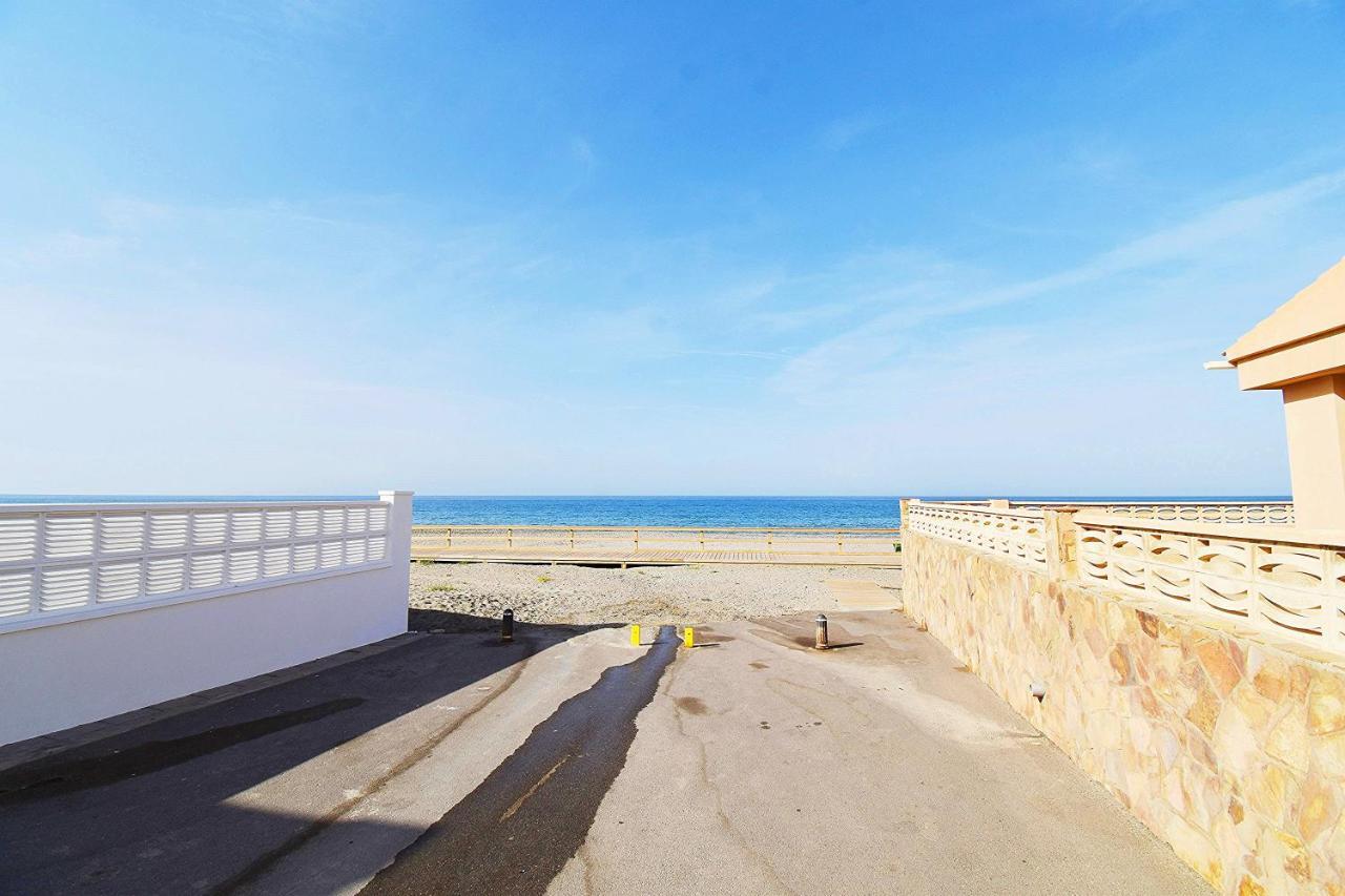 Expoholidays Vistas Al Mar - A Pie De Playa Balerma Exterior photo